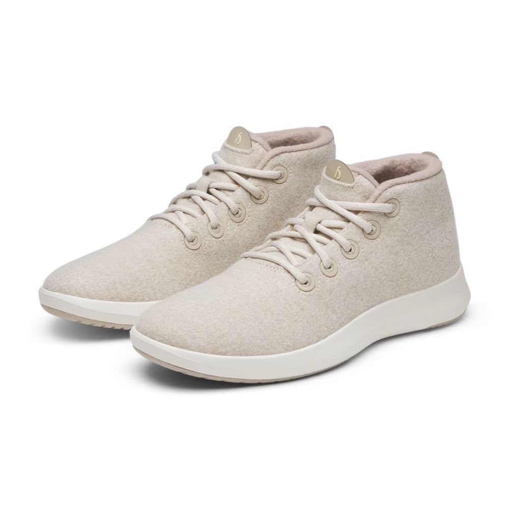 Water-Repellent High-Top Wool Sneaker Keeps Ft Warm Dry N Unpredictable Weather